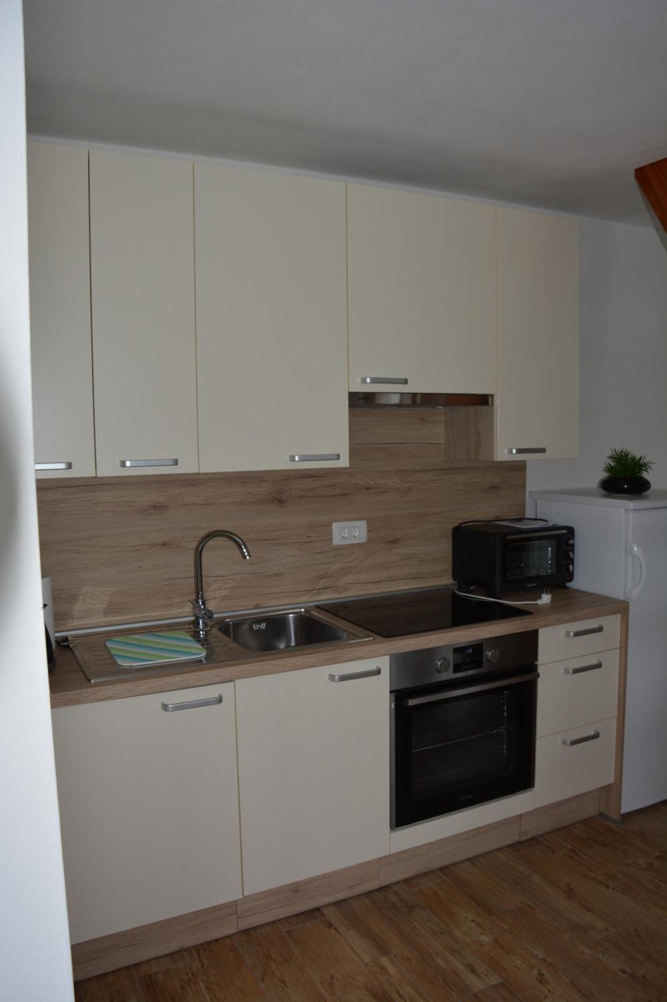 Apartmaji Kobal Col Ngoại thất bức ảnh